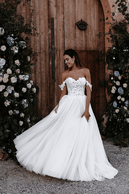 Flowing Abella wedding dress